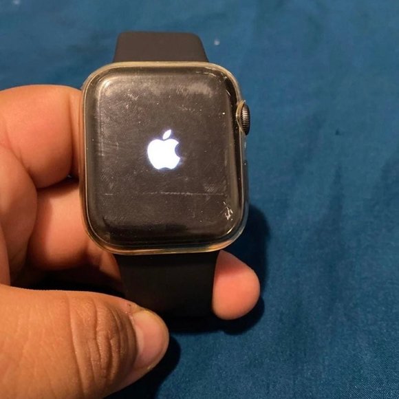 Apple Watch Series 5 44 mm Stainless Steel Space Black - Picture 3 of 6